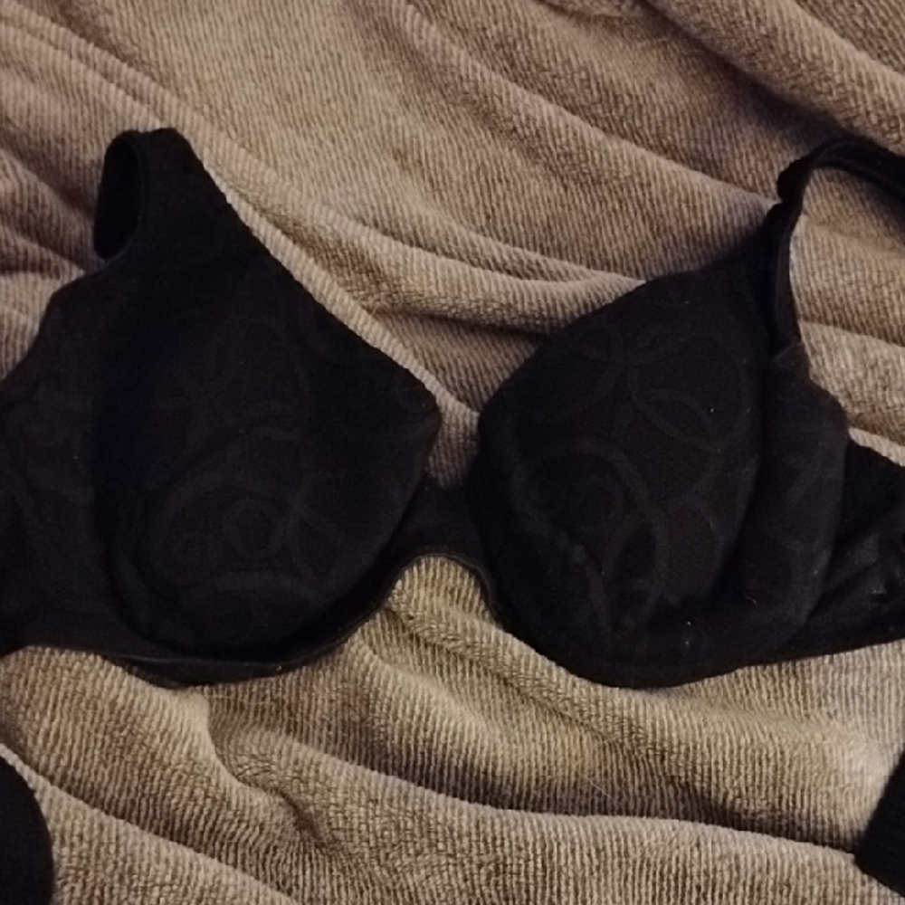 Victoria's Secret Black Underwire Bra 25 Yr Old Vintage! Body By Victoria